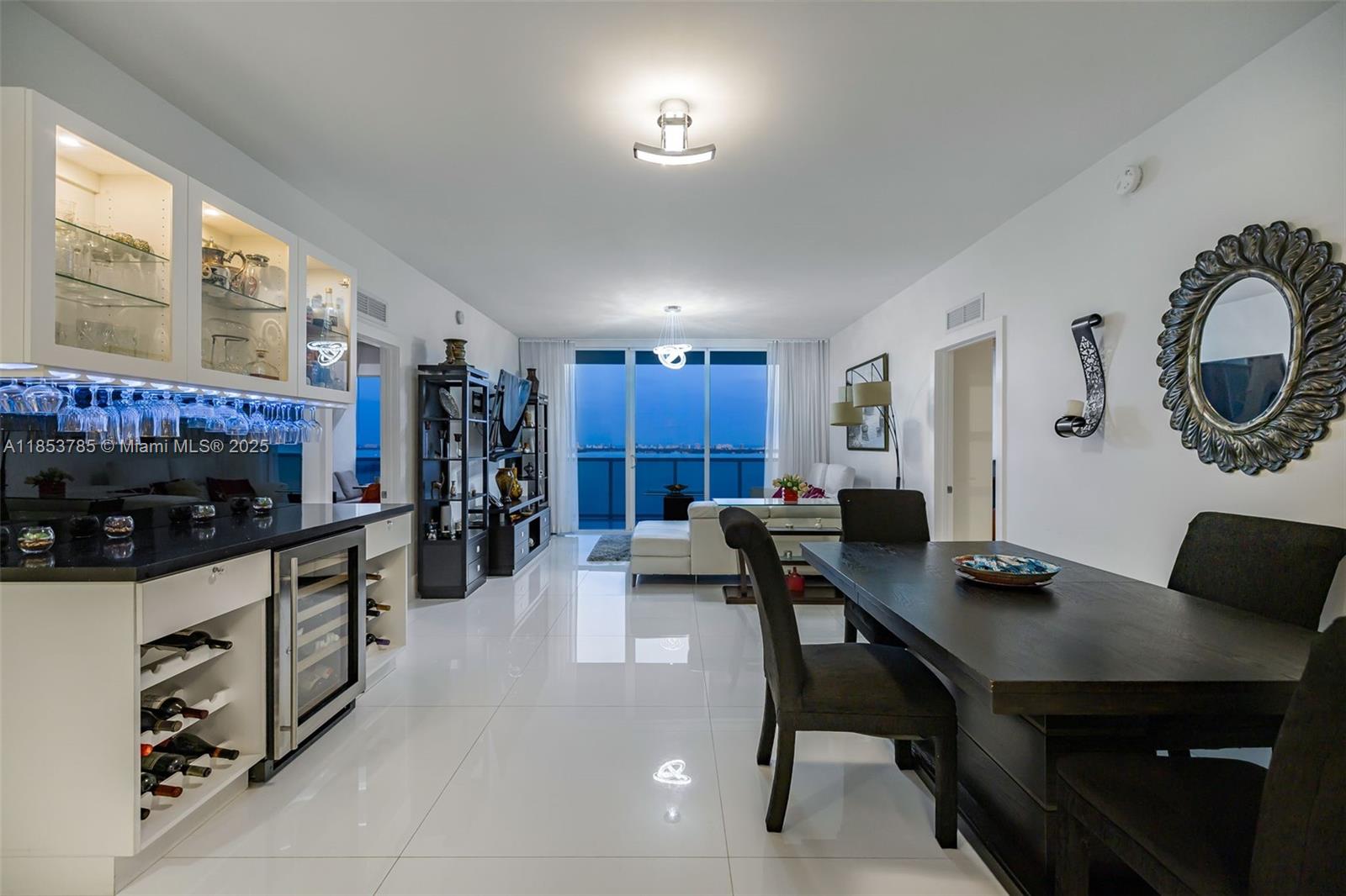 image Bay House Miami Condo45