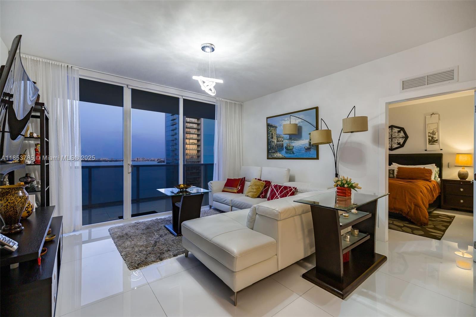 image Bay House Miami Condo46