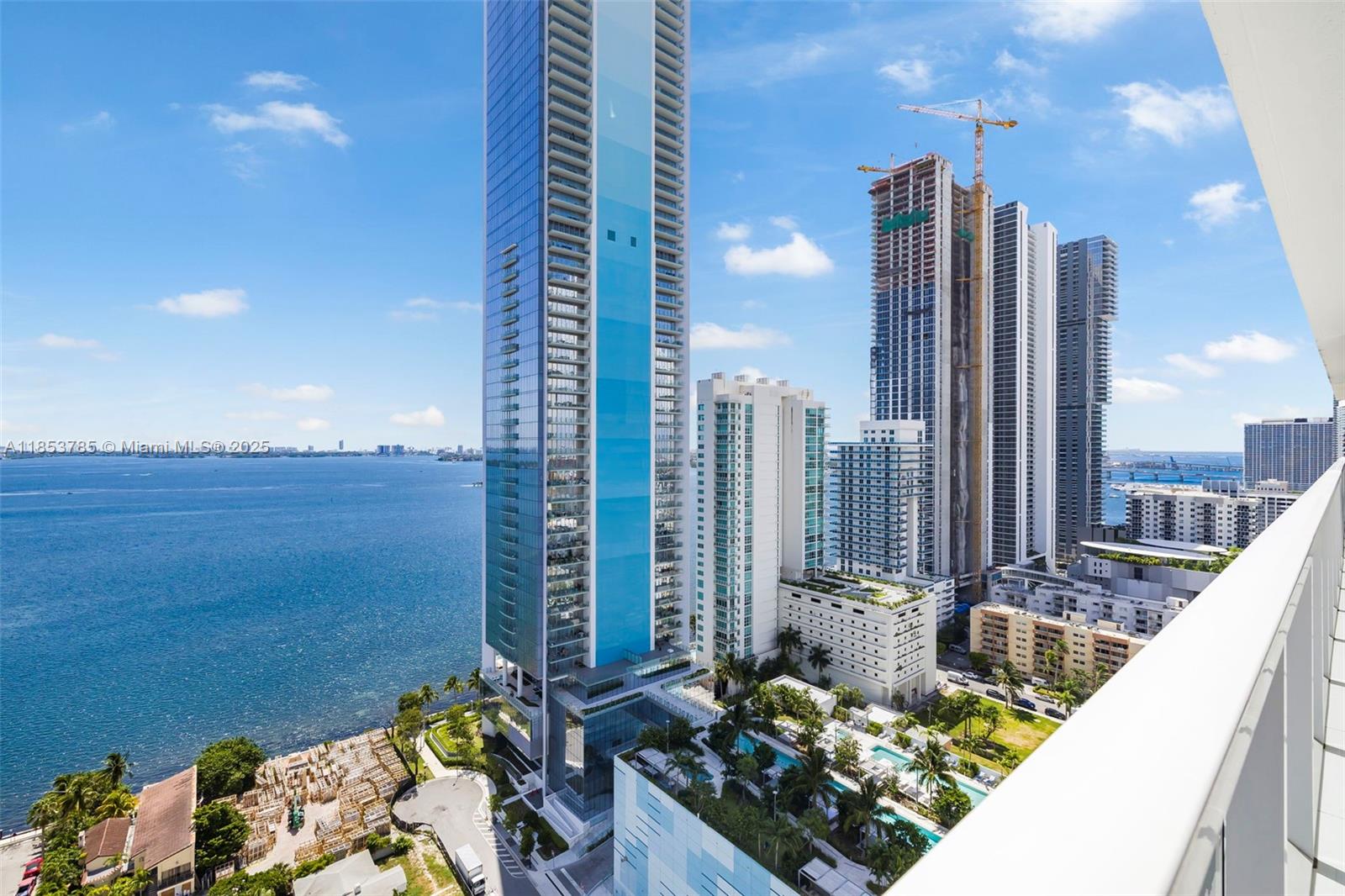 image Bay House Miami Condo56