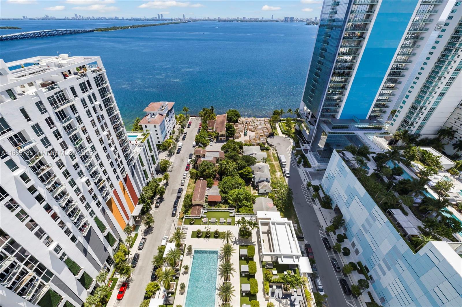 image Bay House Miami Condo57