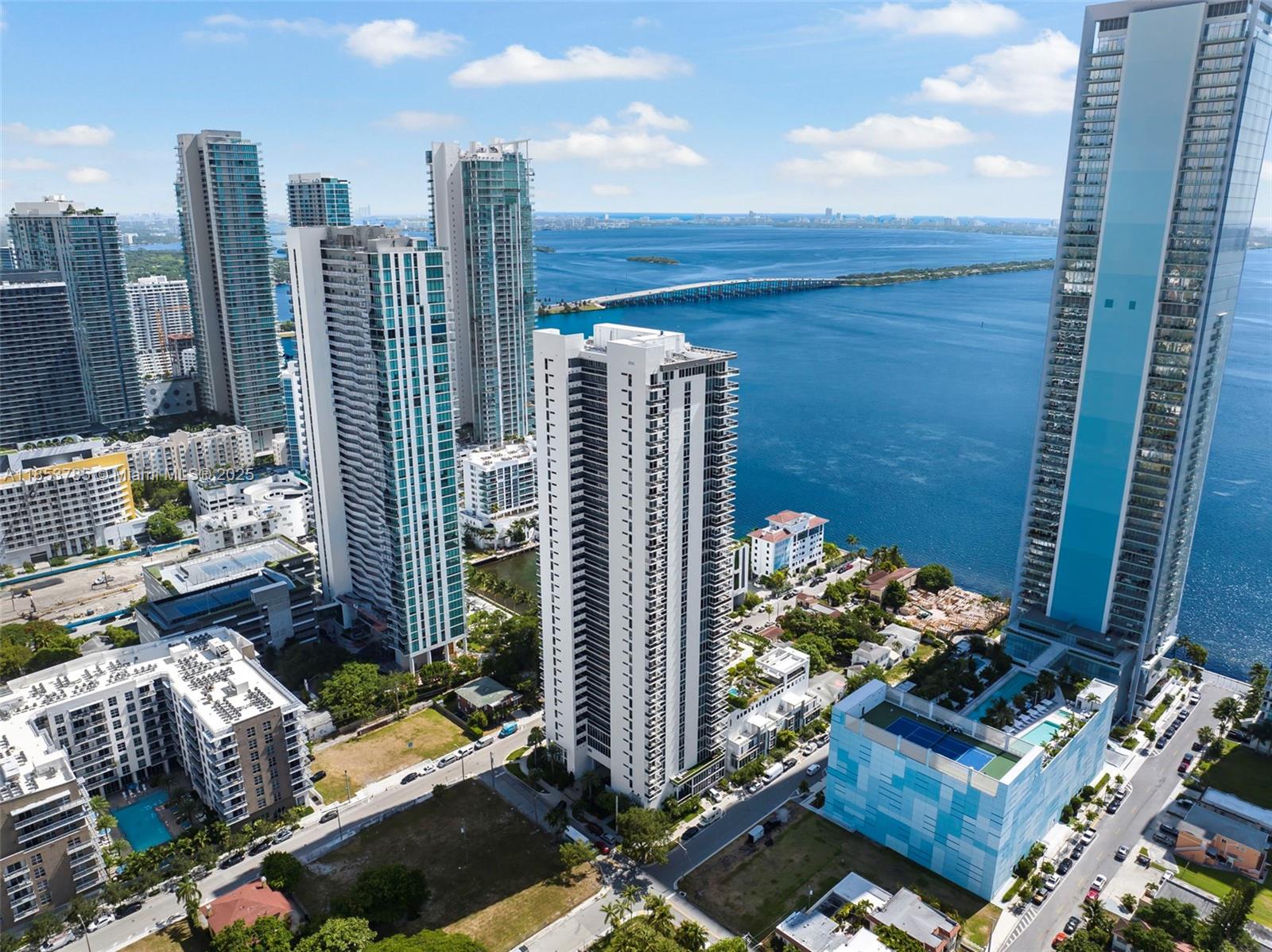 image Bay House Miami Condo63