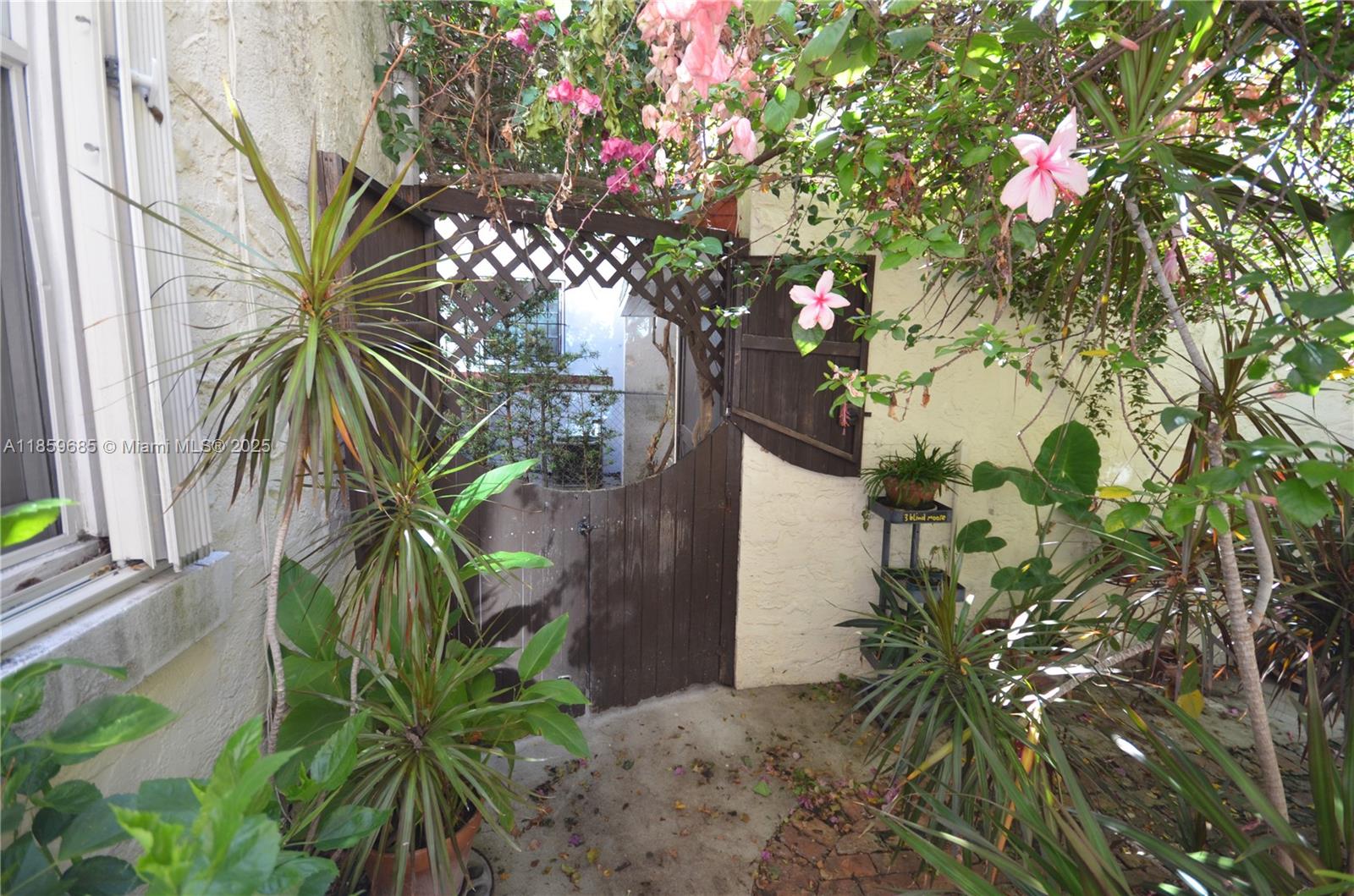 334 NE 26th Ter Miami, FL 33137