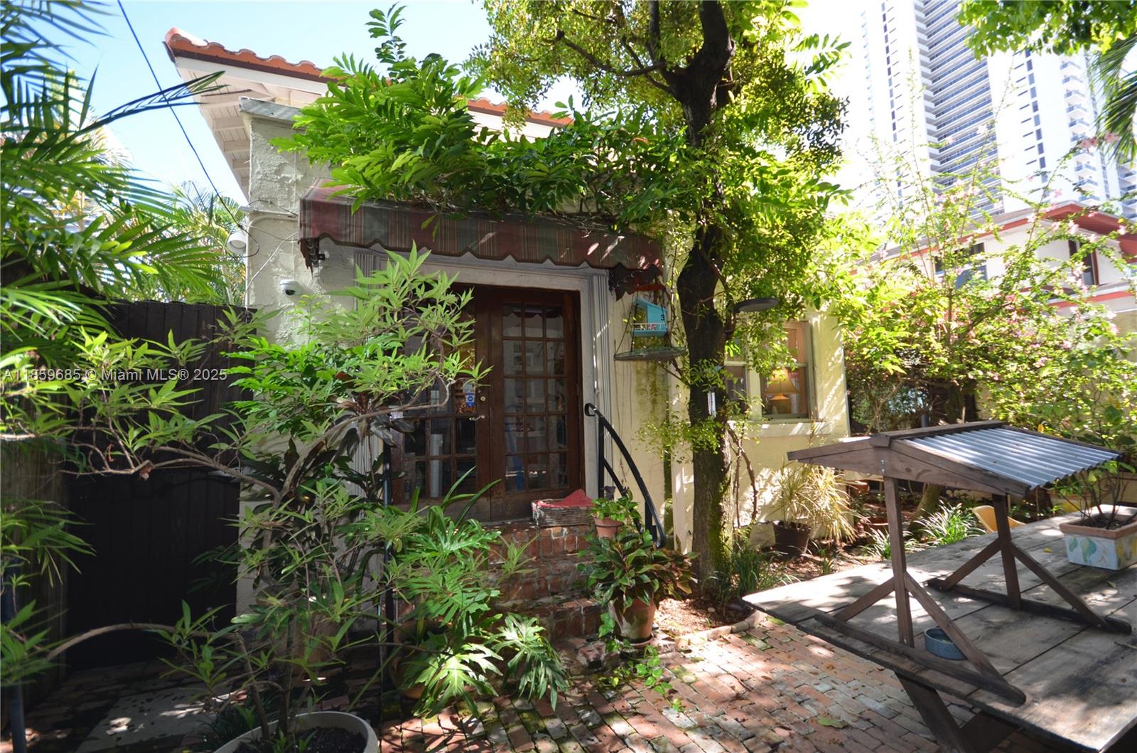 334 NE 26th Ter Miami, FL 33137