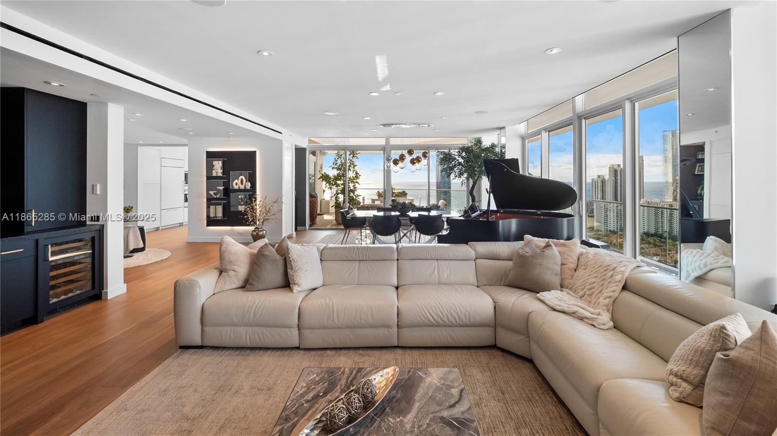 19707 Turnberry Way #TS-3 Aventura, FL 33180