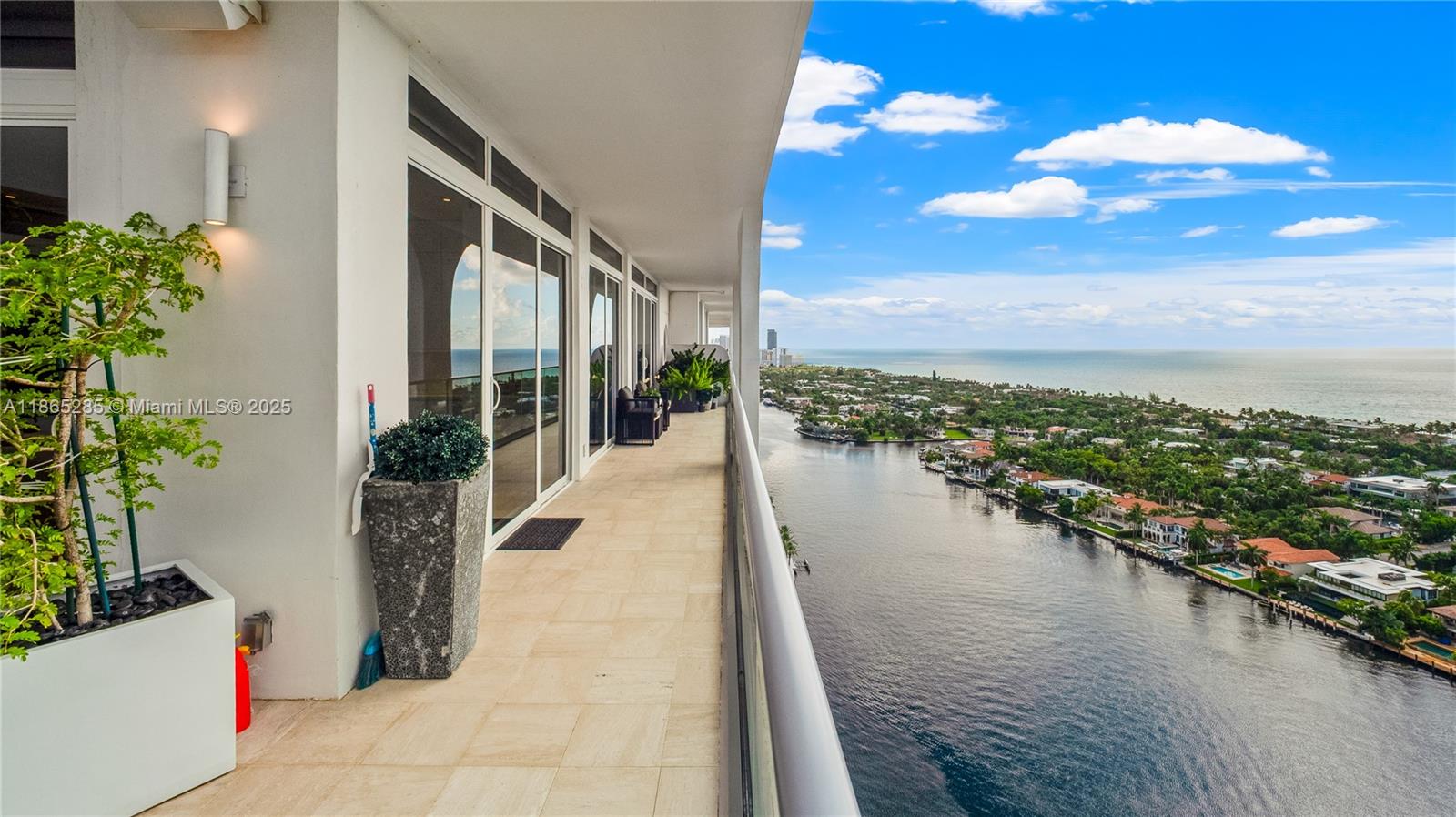 19707 Turnberry Way #TS-3 Aventura, FL 33180