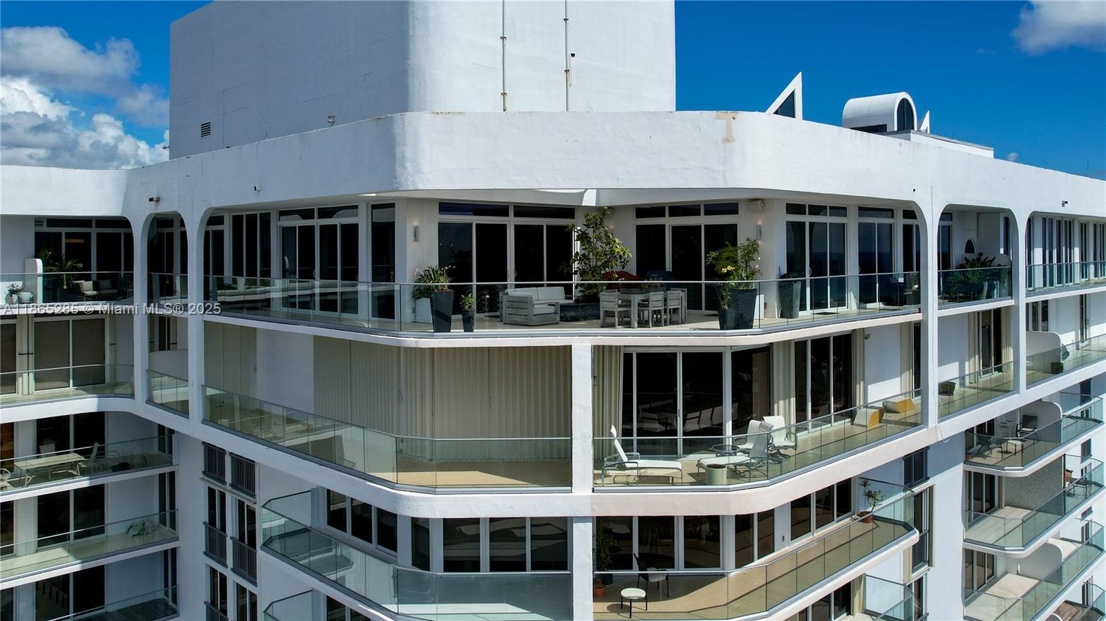 19707 Turnberry Way #TS-3 Aventura, FL 33180