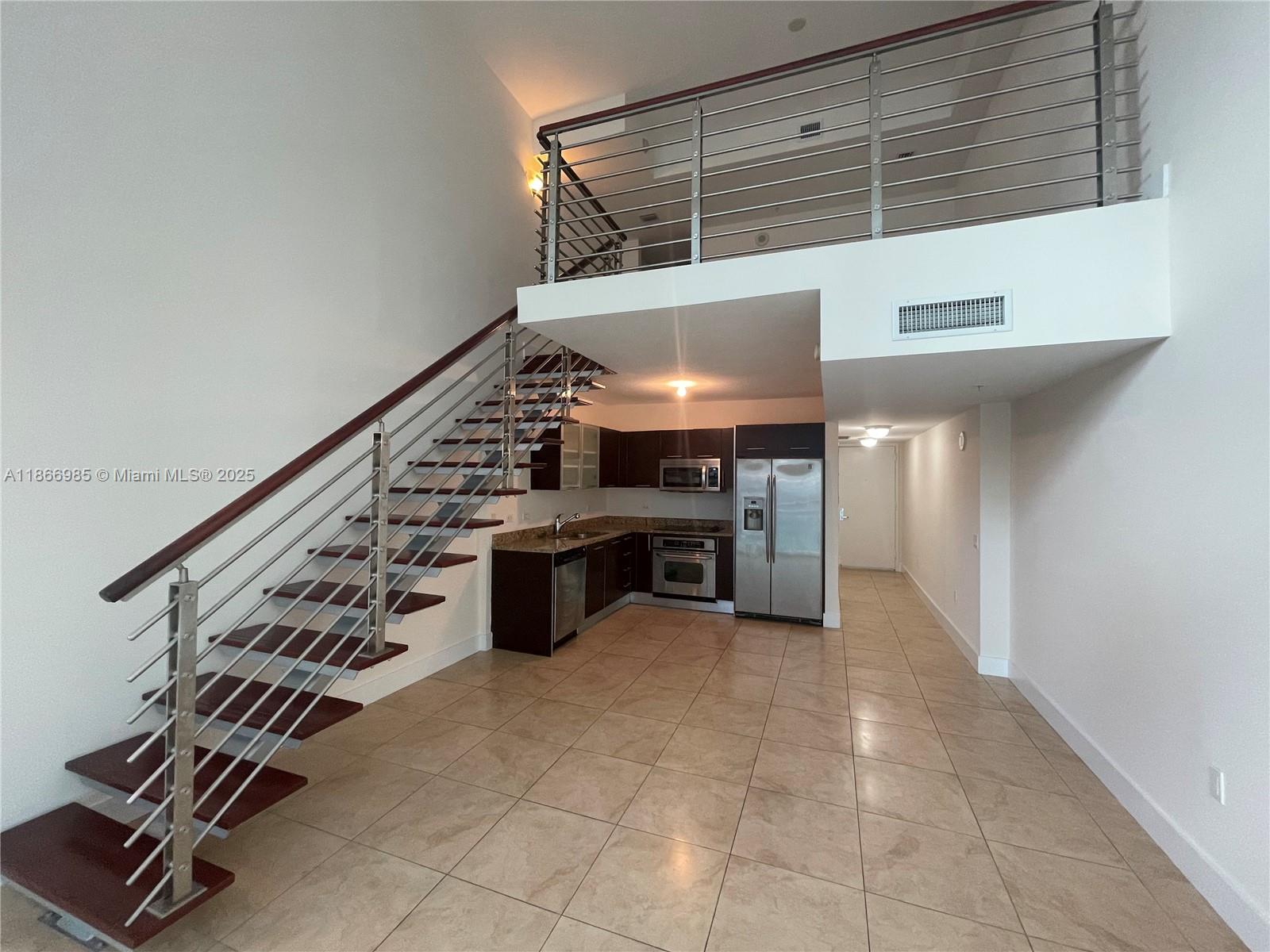 41 SE 5th St #1404