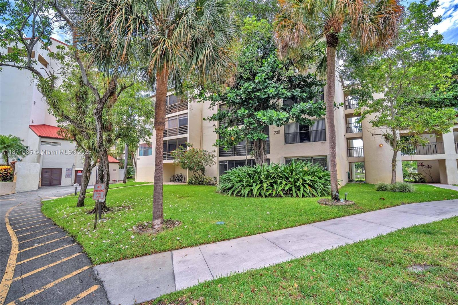 2311 S Cypress Bnd Dr #316B