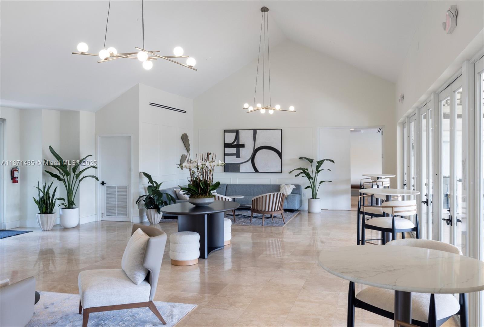 104 Paloma Dr Coral Gables, FL 33143 104 Paloma Dr Coral Gables, FL 33143