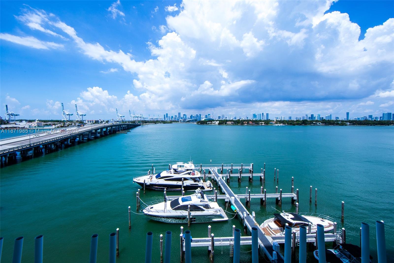 image The Bentley Bay32