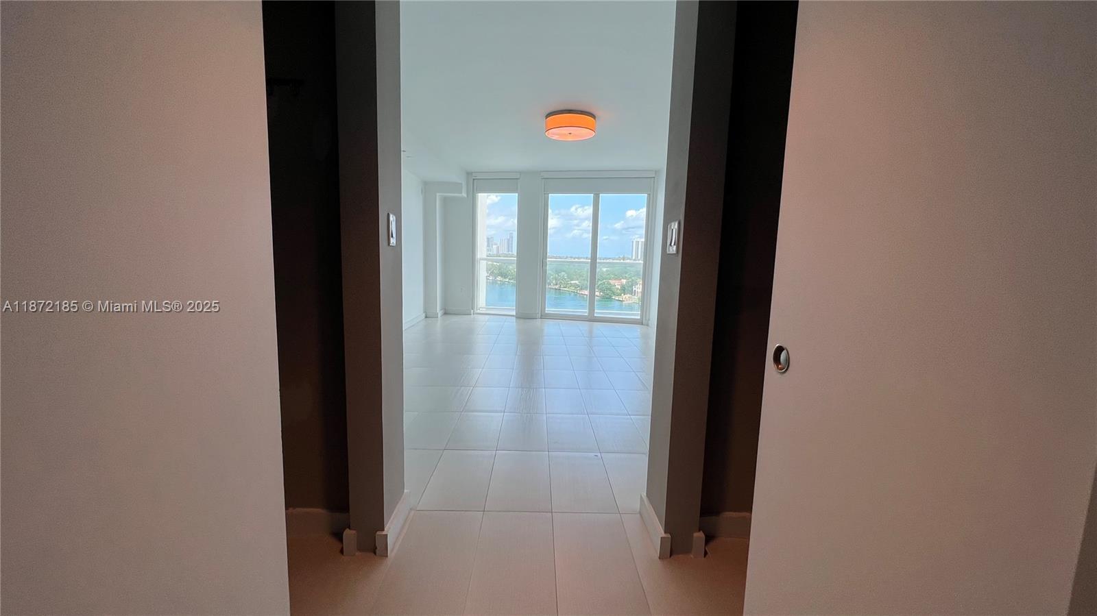 9821 E Bay Hbr Dr #904 Bay Harbor Islands, FL 33154