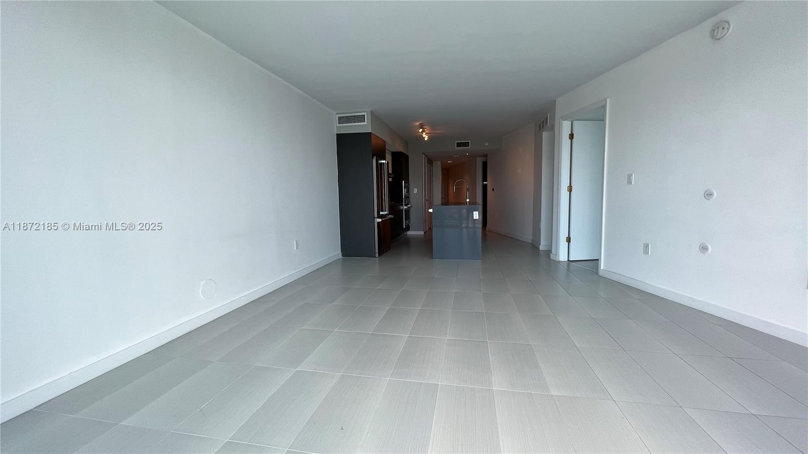 9821 E Bay Hbr Dr #904 Bay Harbor Islands, FL 33154