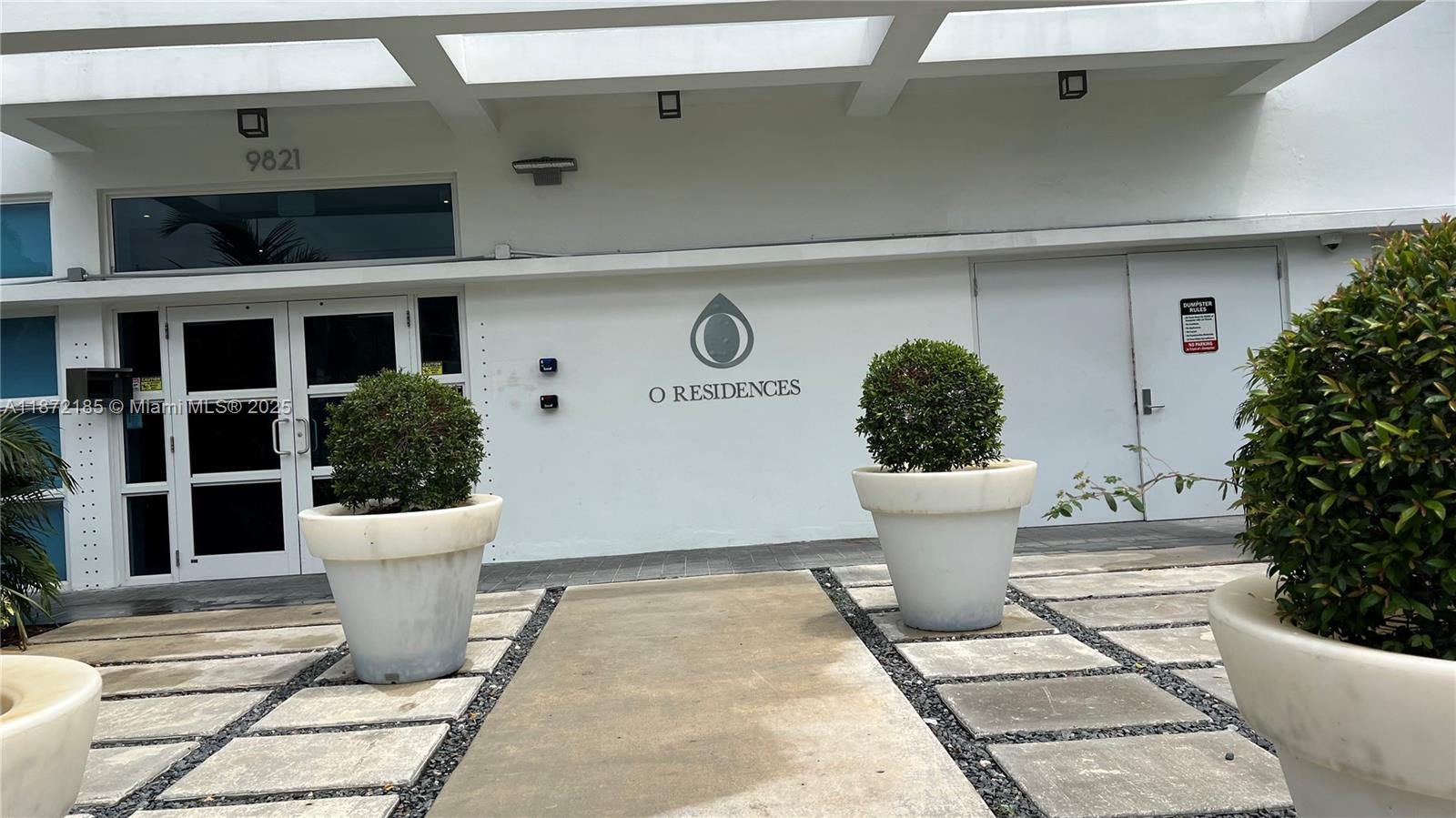 9821 E Bay Hbr Dr #904 Bay Harbor Islands, FL 33154