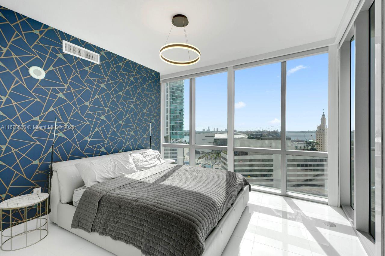 image Paramount Miami10