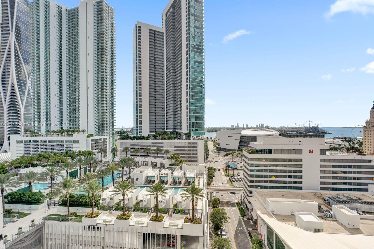 image Paramount Miami19