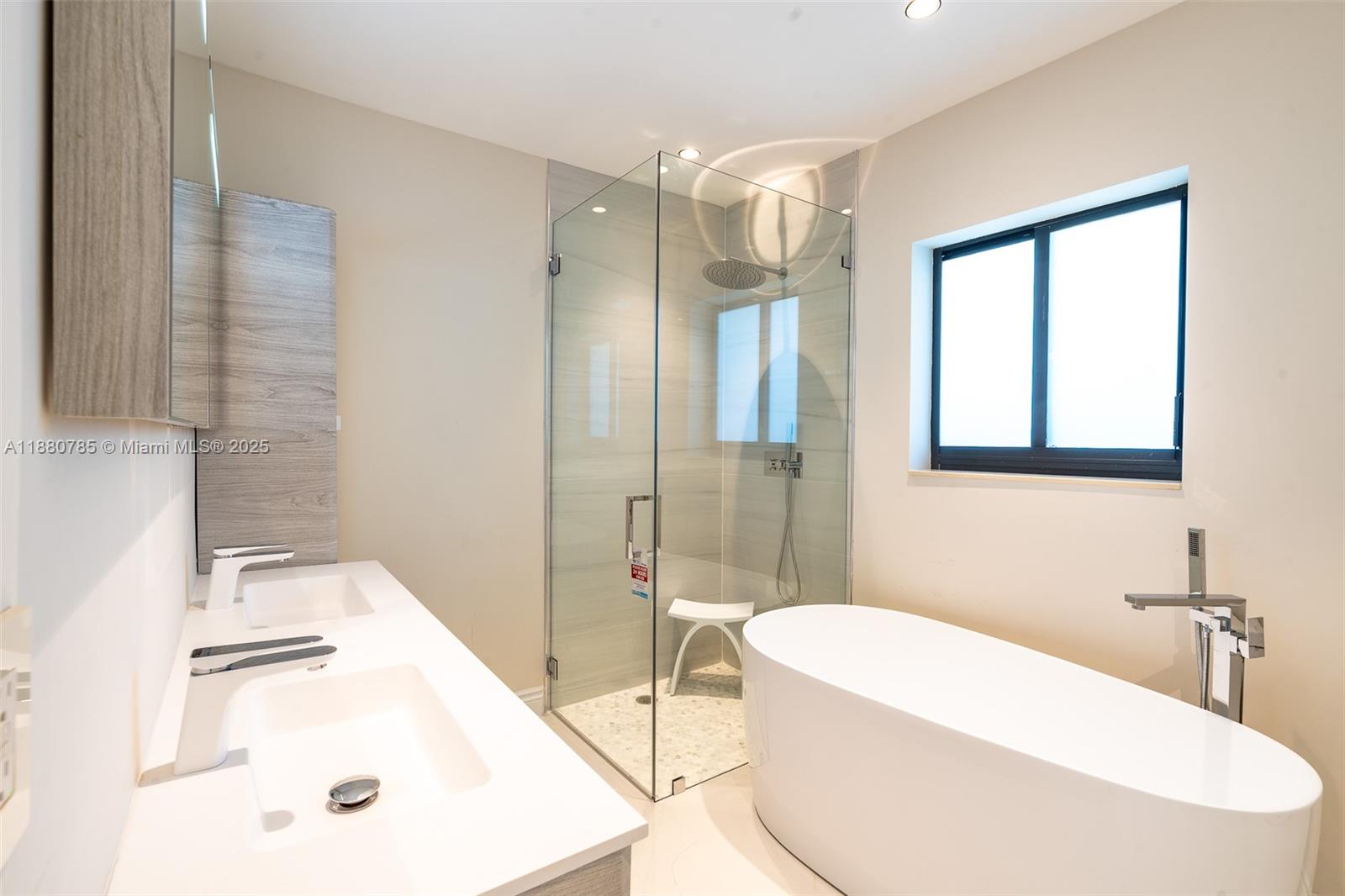 12905 Cherry Rd North Miami, FL 33181