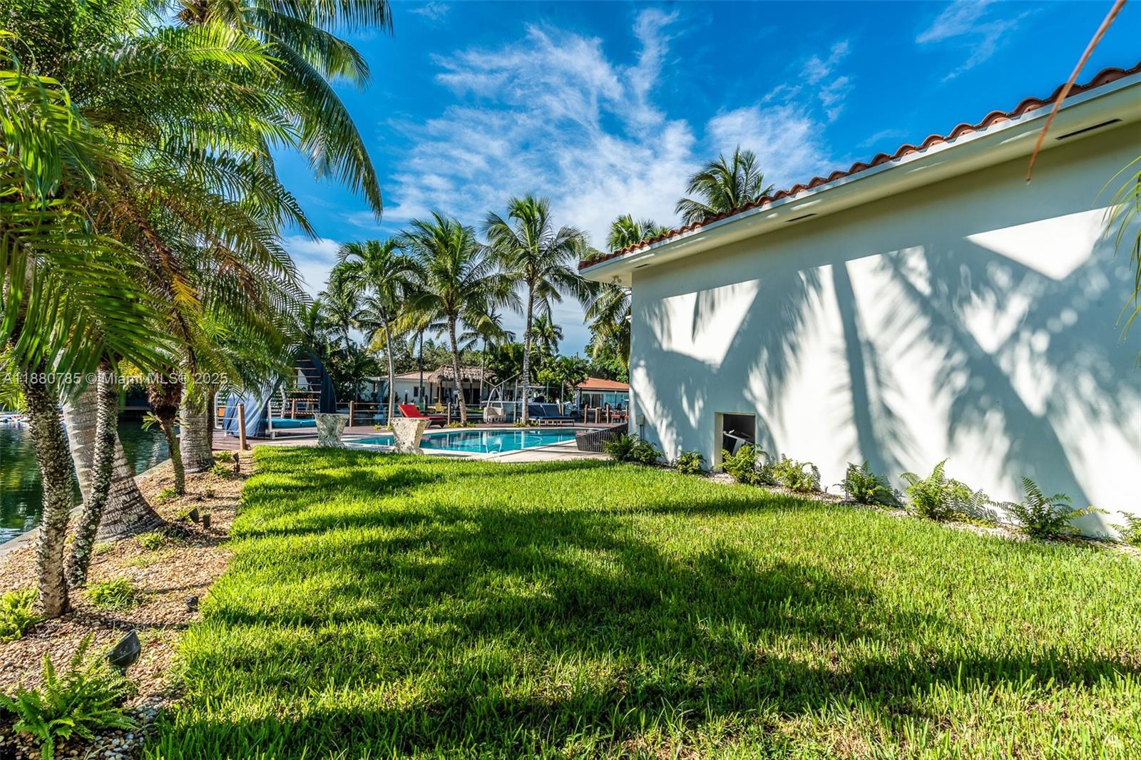 12905 Cherry Rd North Miami, FL 33181