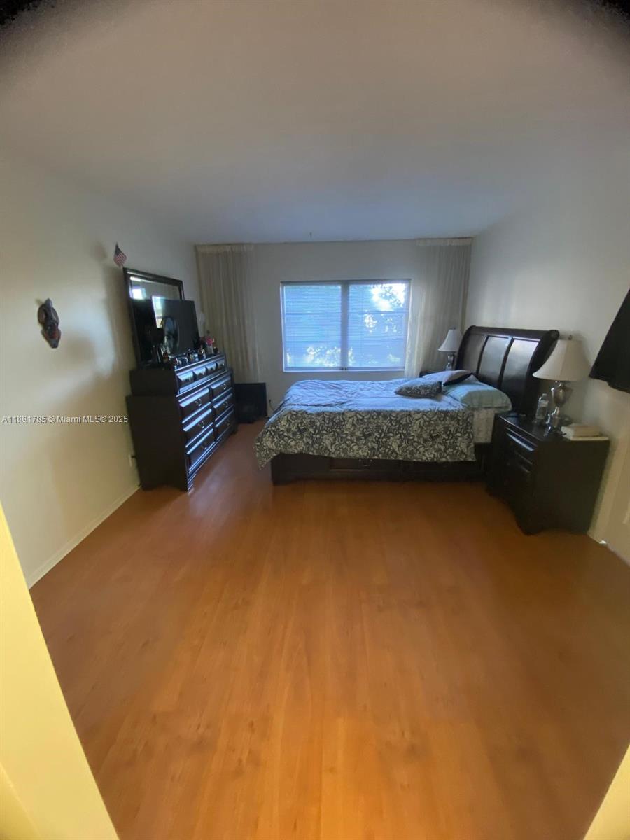200 Diplomat Pkwy #329