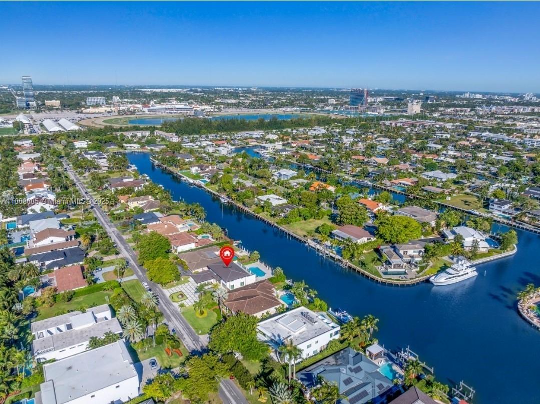 406 Holiday Dr Hallandale Beach, FL 33009