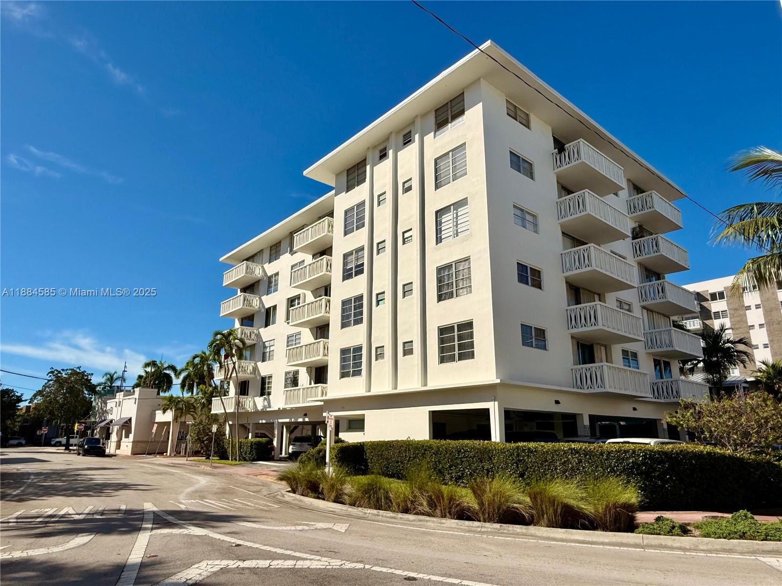 4142 N Jefferson Ave #4D