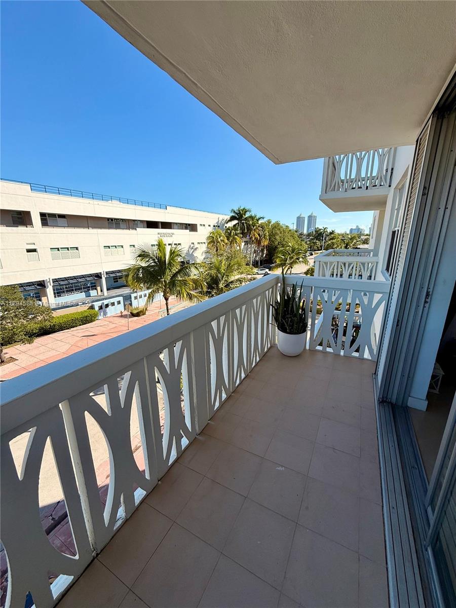 4142 N Jefferson Ave #4D Miami Beach, FL 33140