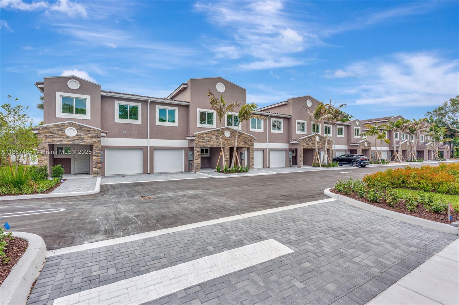 1559 NW 94th Way #08