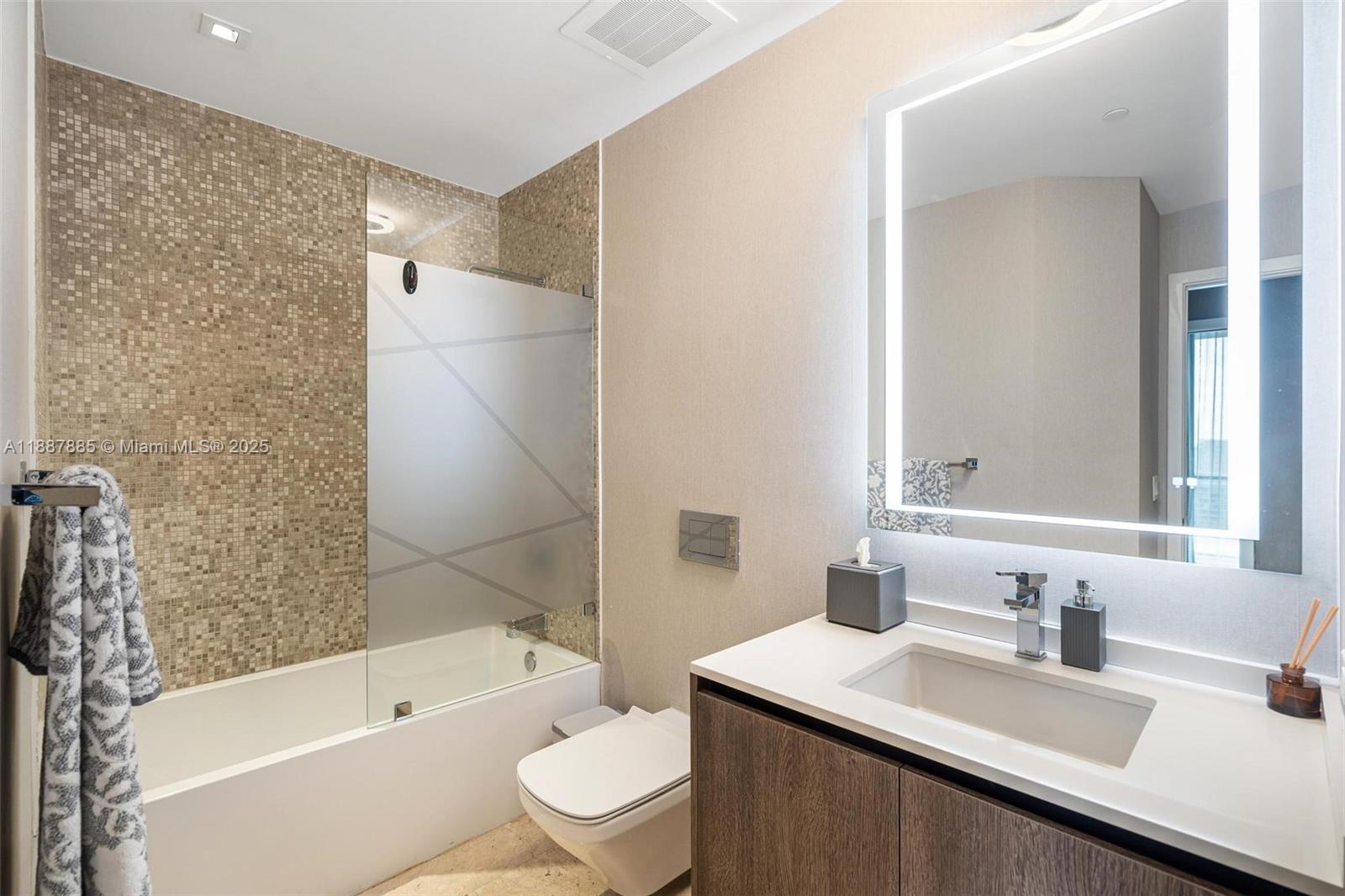 image Rise Brickell City Center35