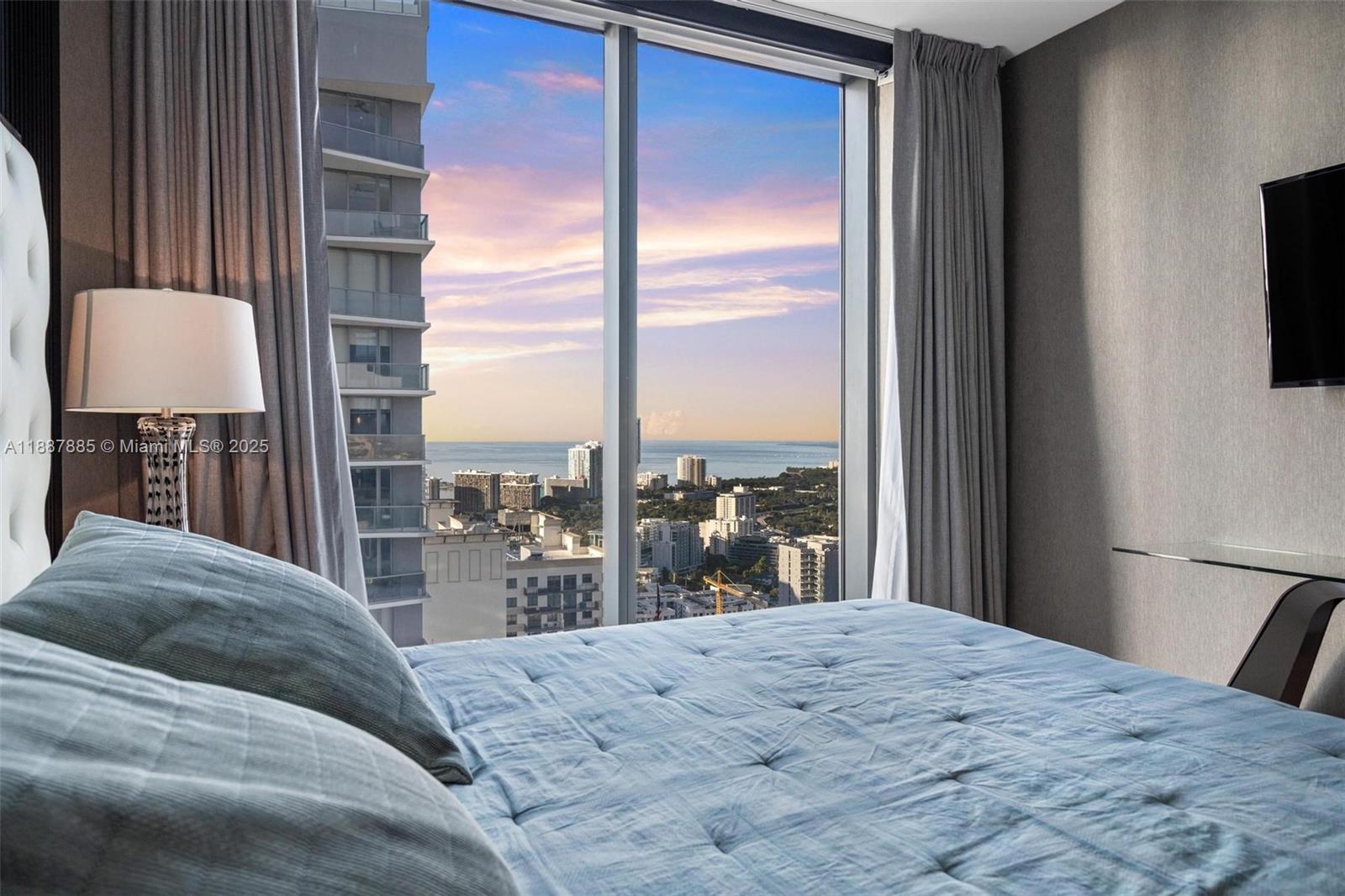 image Rise Brickell City Center36