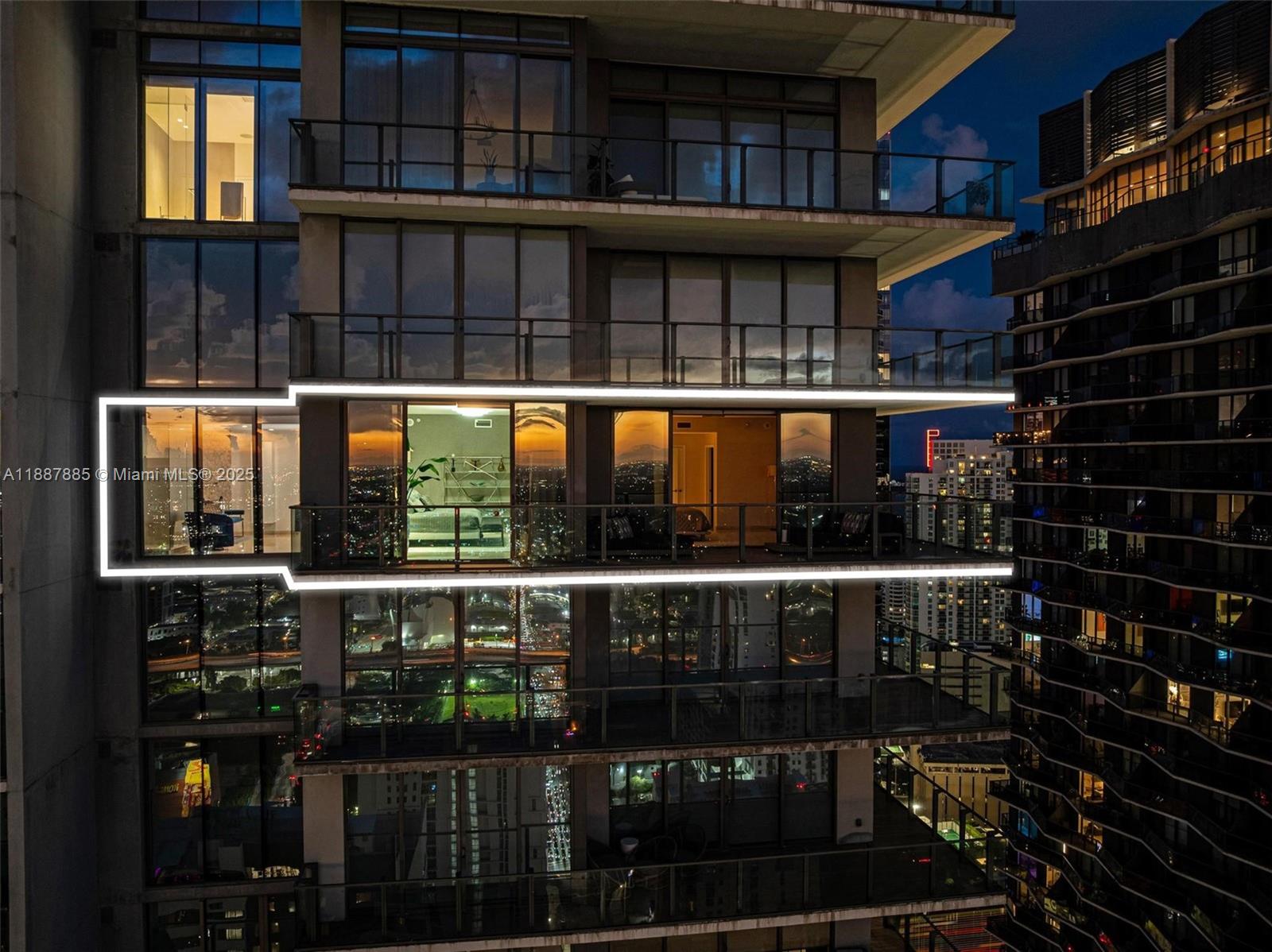 image Rise Brickell City Center46