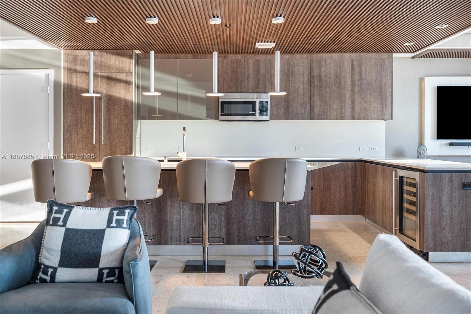 image Rise Brickell City Center7