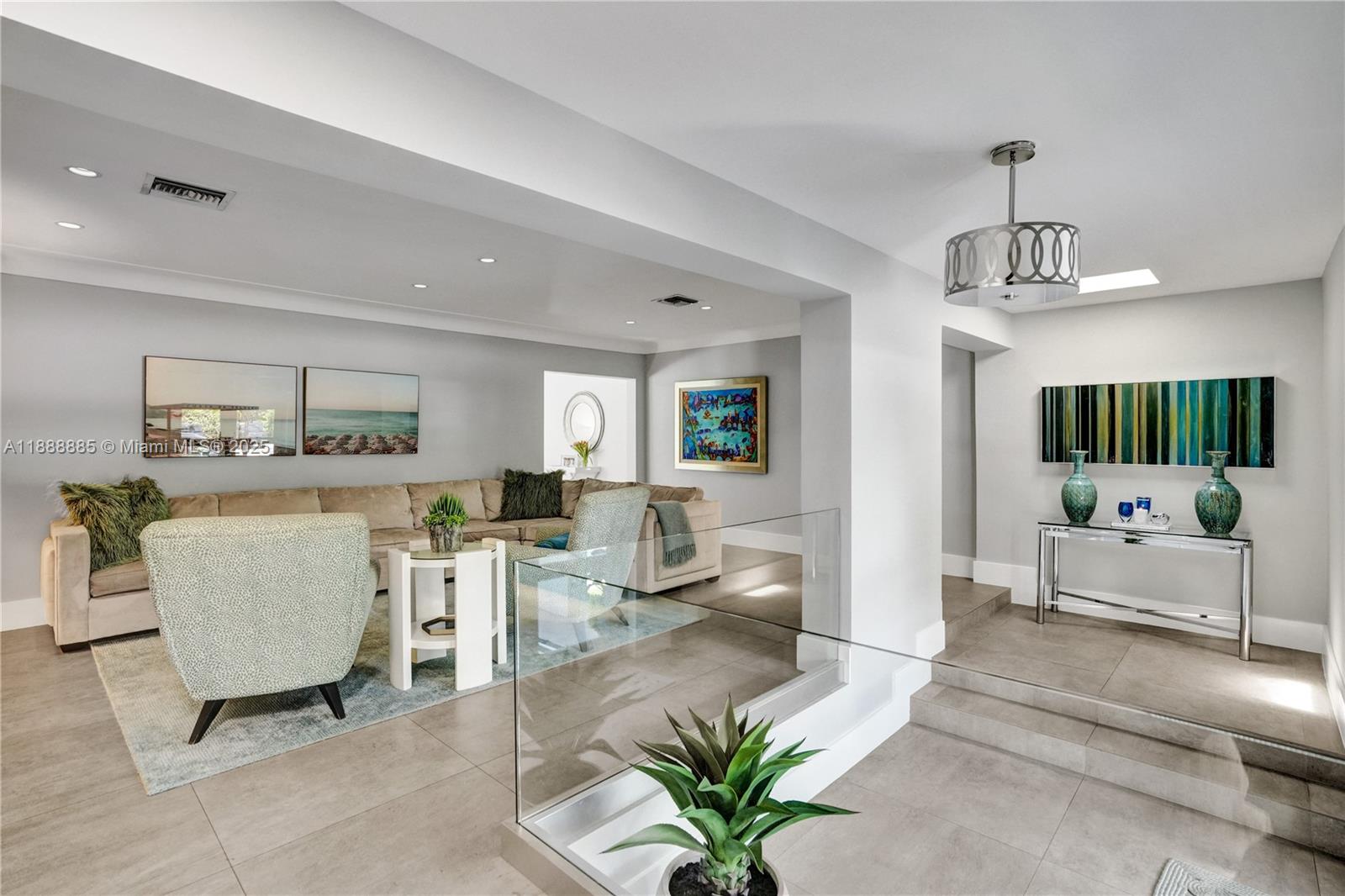 4705 Granada Blvd Coral Gables, FL 33146 4705 Granada Blvd Coral Gables, FL 33146