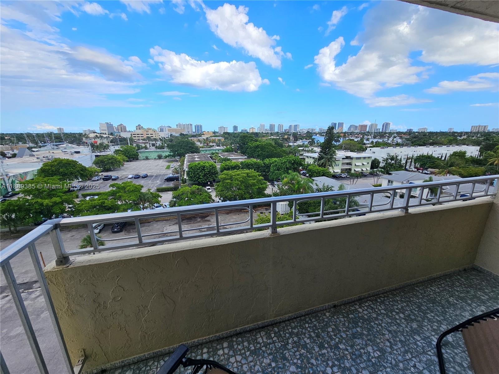 900 NE 18th Ave #709