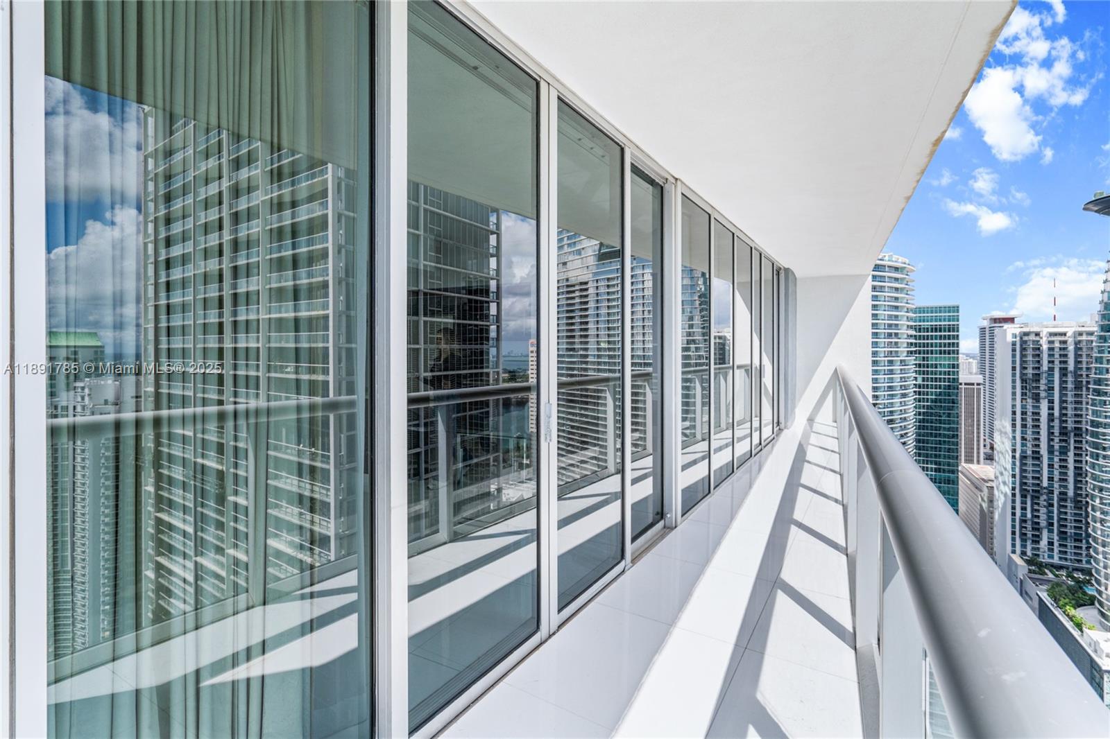 image Icon Brickell Condo28