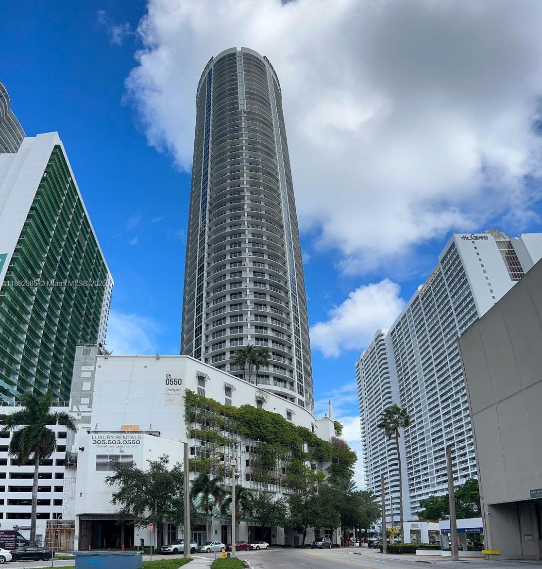 1750 N Bayshore Dr #1809