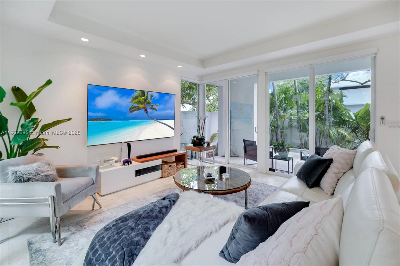 3094 Indiana St #3094 Coconut Grove, FL 33133