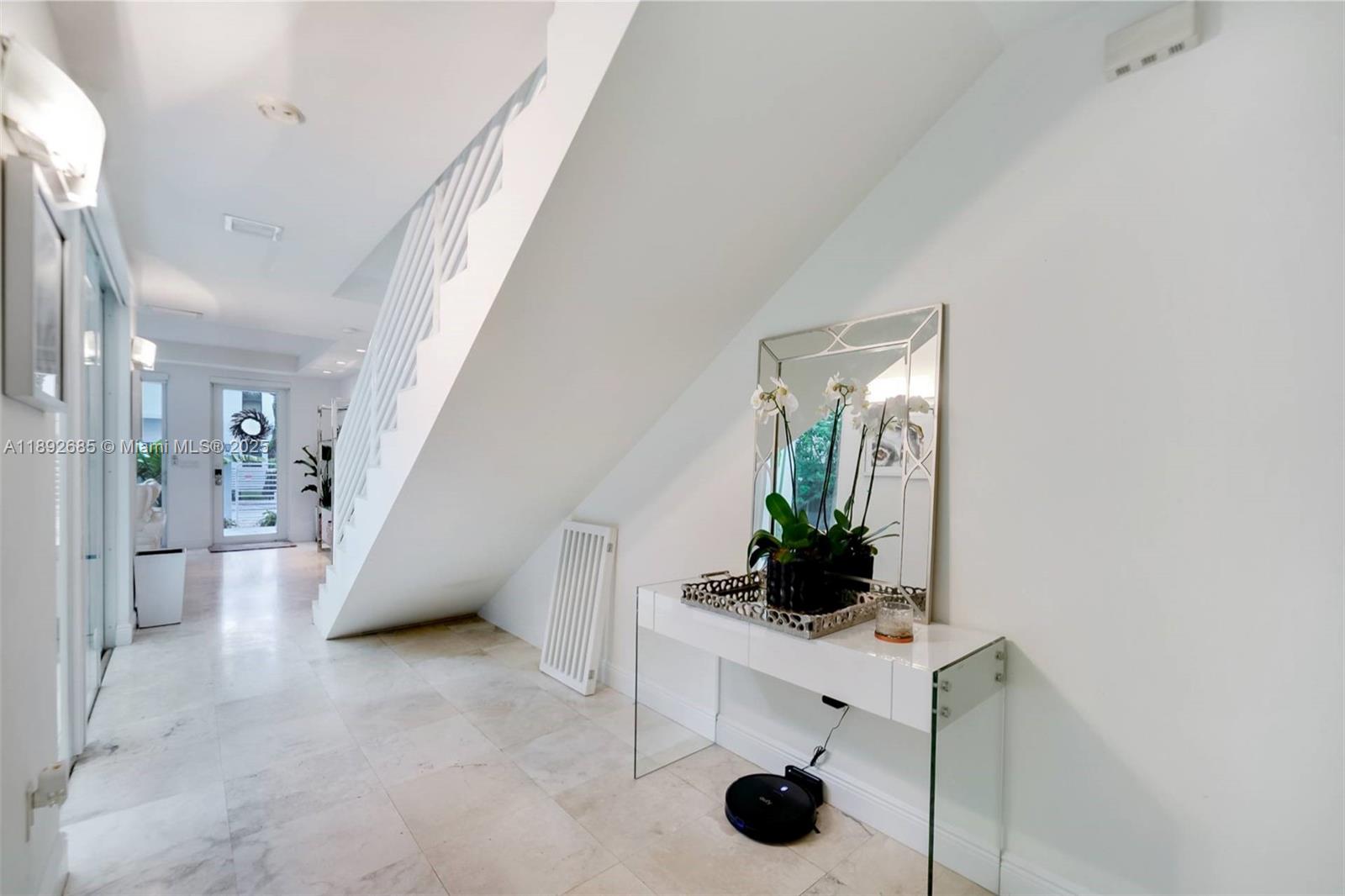 3094 Indiana St #3094 Coconut Grove, FL 33133