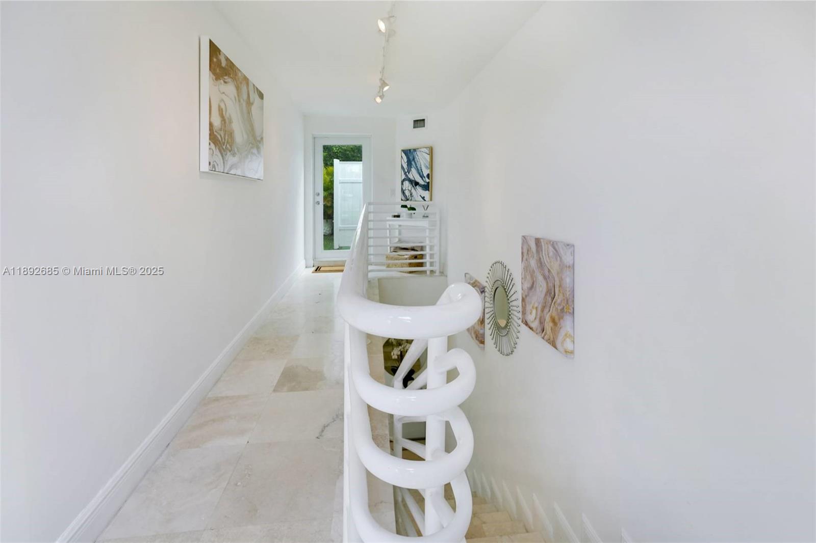 3094 Indiana St #3094 Coconut Grove, FL 33133