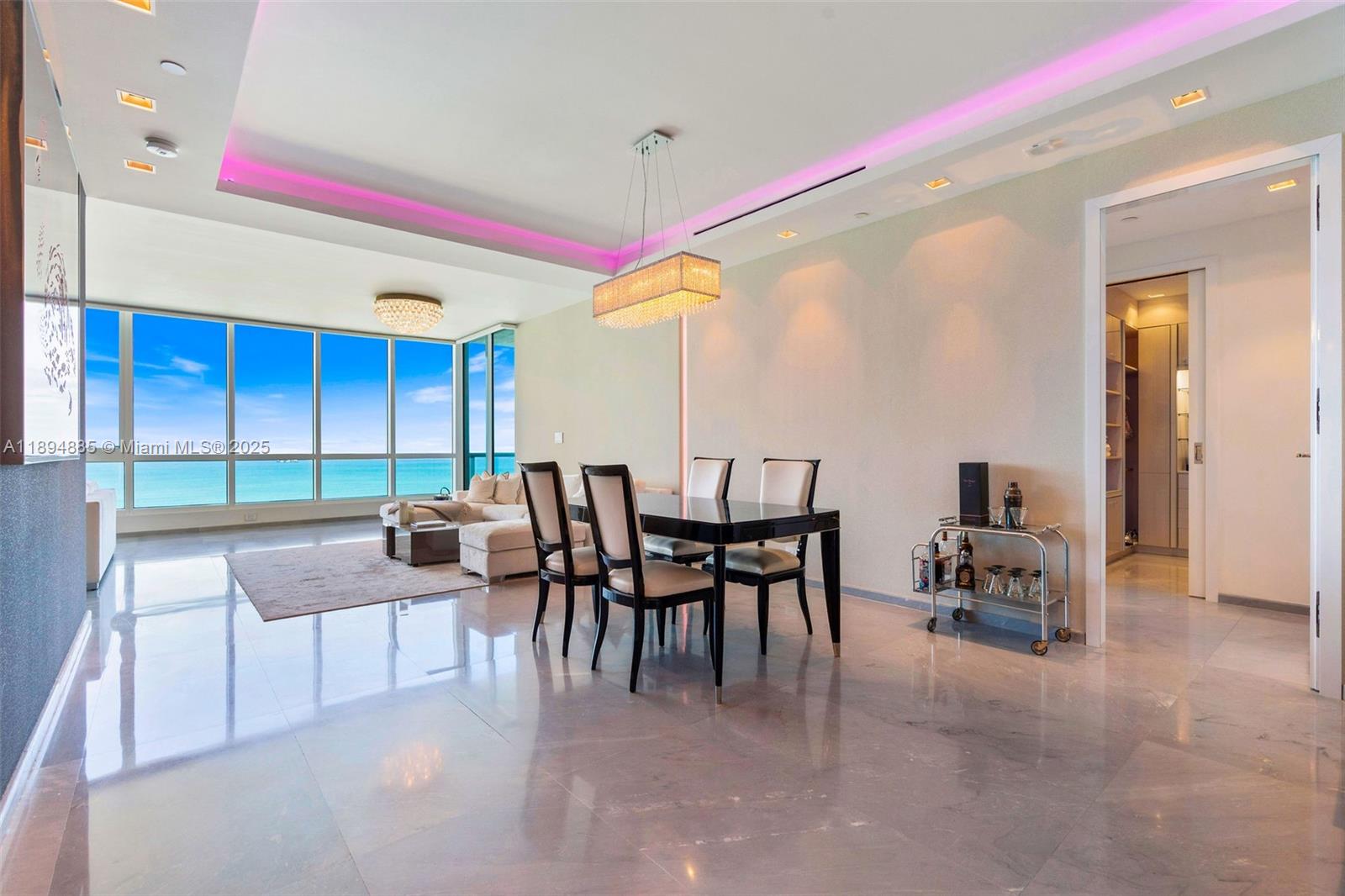100 S Pointe Dr #2506 Miami Beach, FL 33139 100 S Pointe Dr #2506 Miami Beach, FL 33139