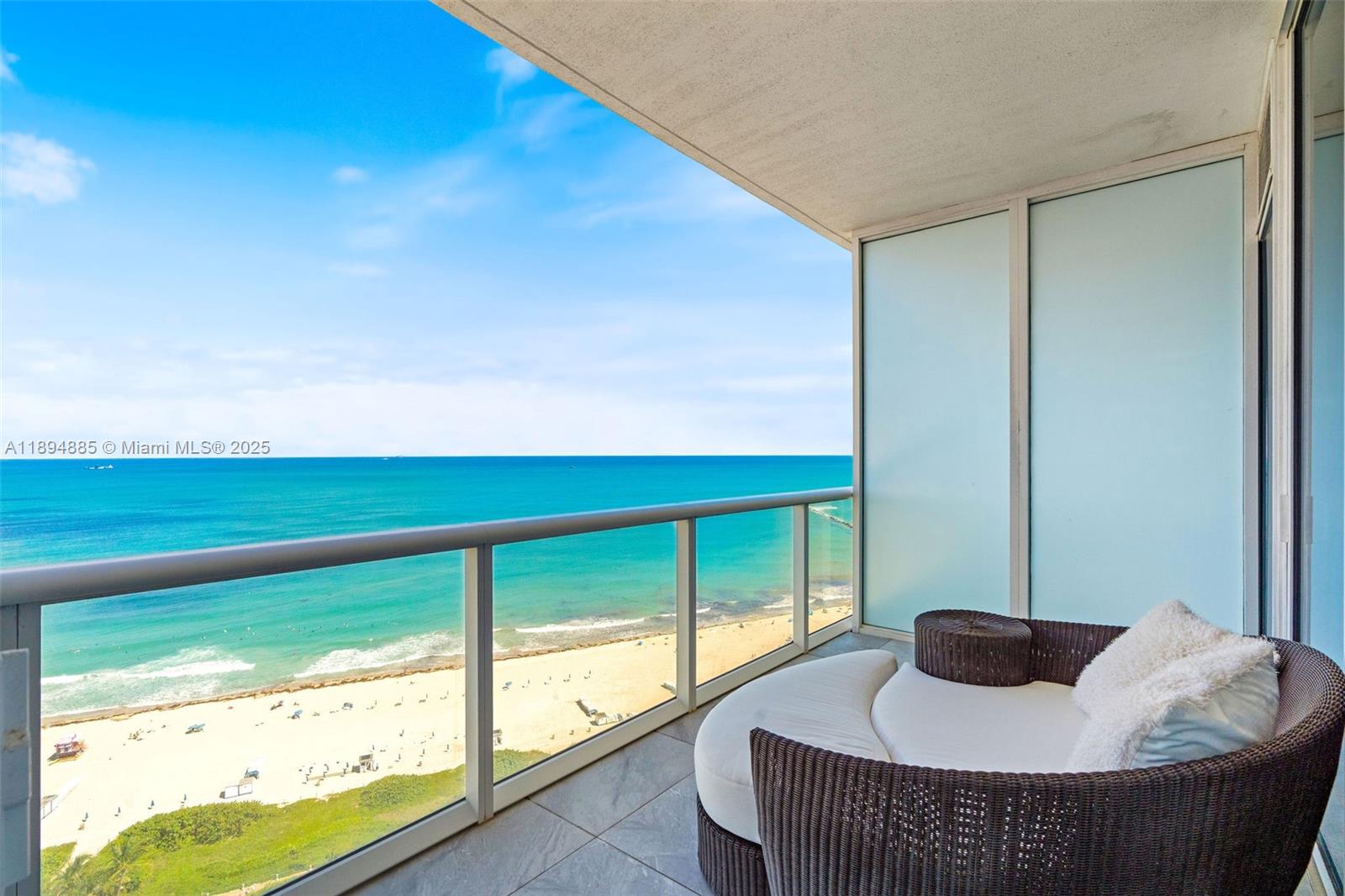 100 S Pointe Dr #2506 Miami Beach, FL 33139 100 S Pointe Dr #2506 Miami Beach, FL 33139