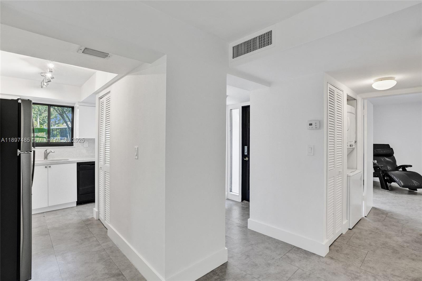 20332 NE 34th Ct #26 Aventura, FL 33180