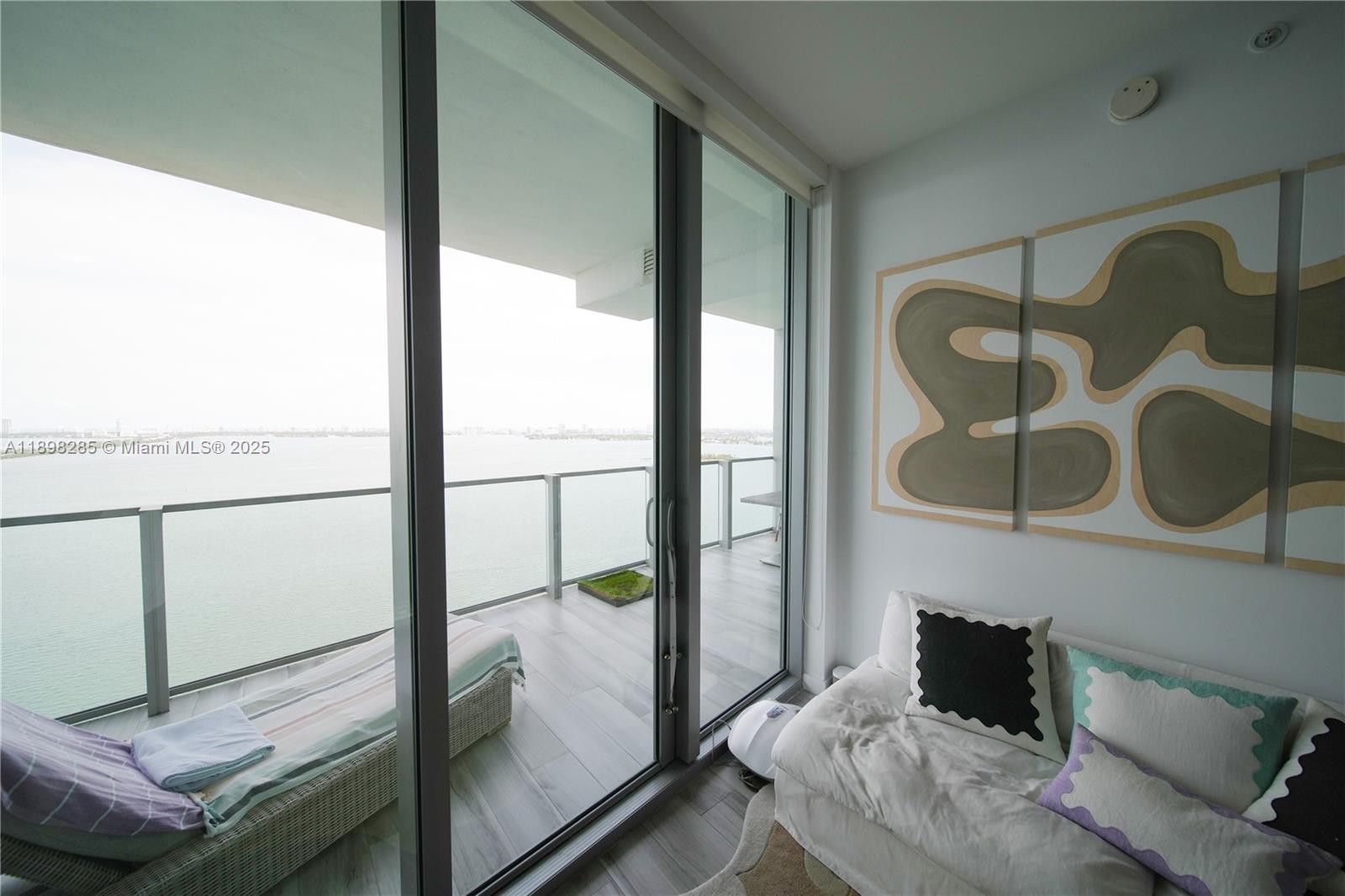 image Biscayne Beach Condo14
