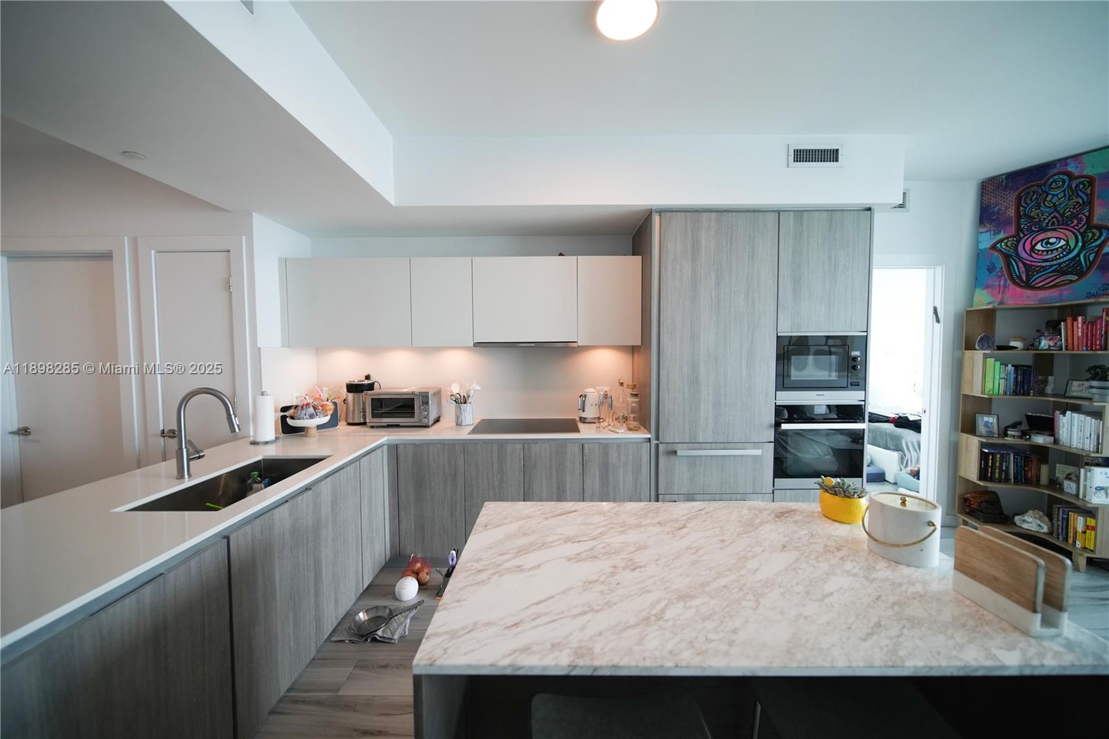 image Biscayne Beach Condo20