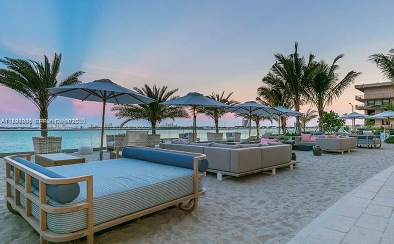 image Biscayne Beach82