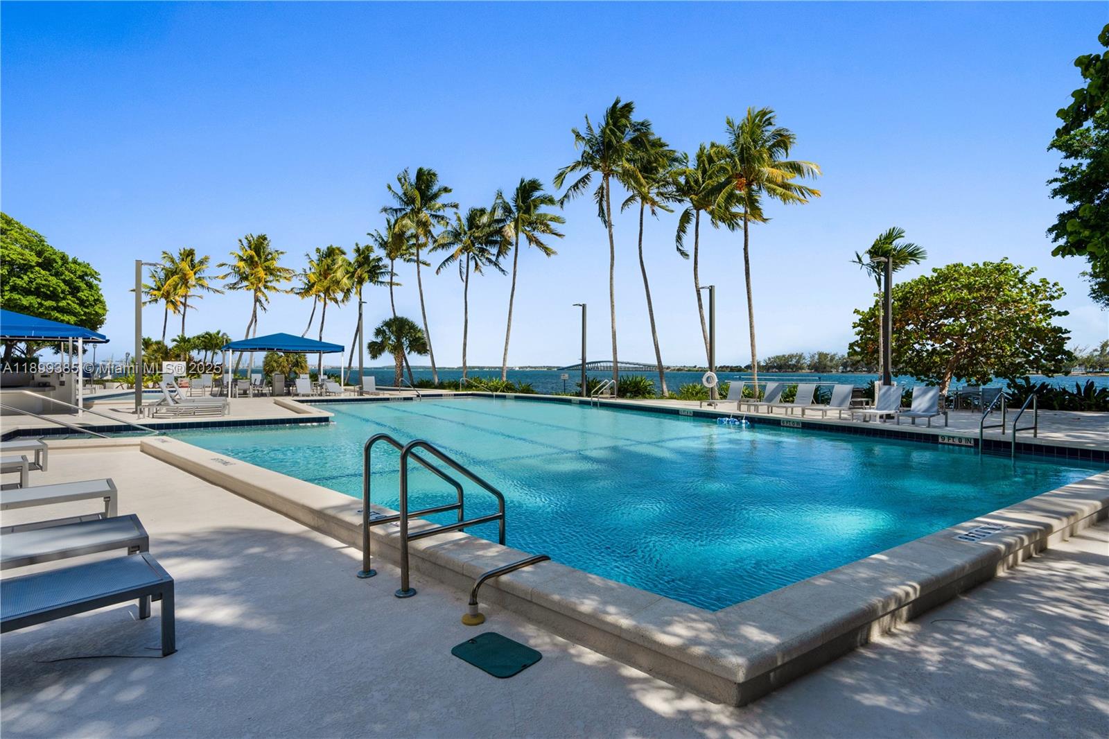 image Brickell Bay Club Condo26