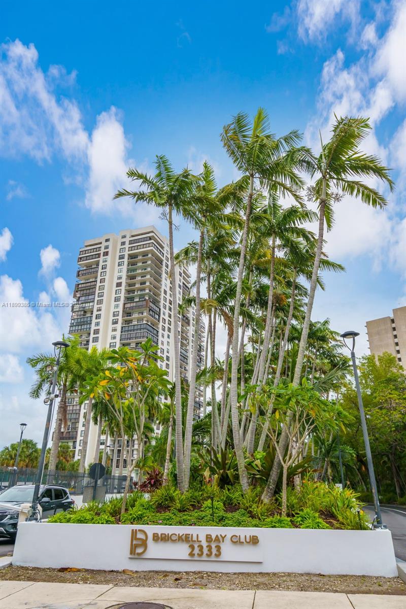 image Brickell Bay Club Condo39