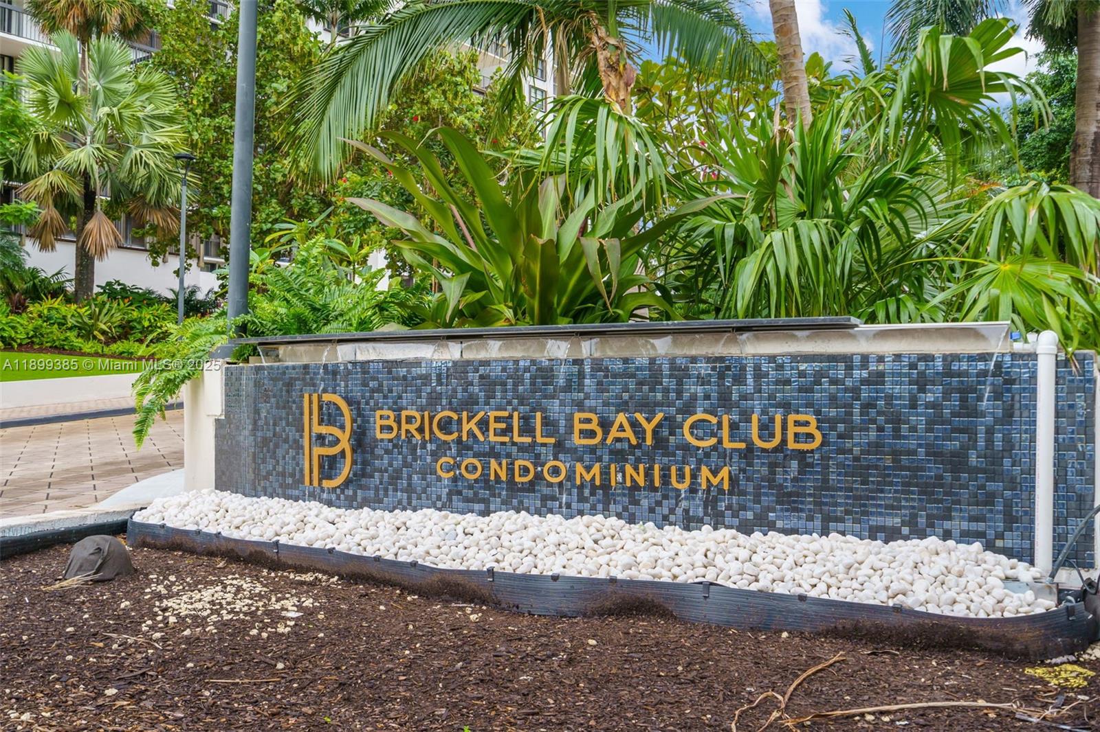 image Brickell Bay Club Condo40