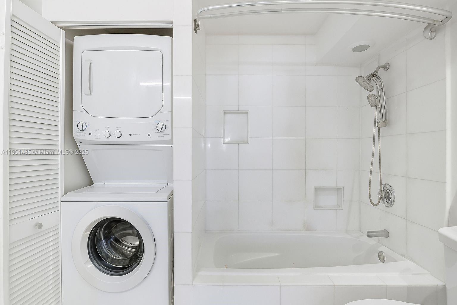 345 Ocean Dr #1020 Miami Beach, FL 33139