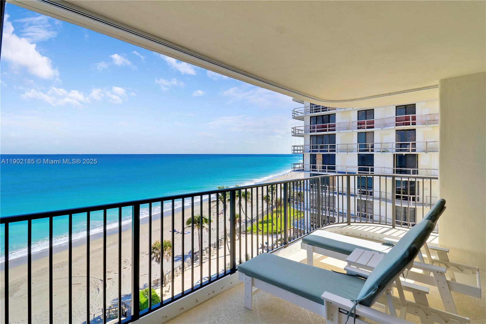 200 Beach Rd #703 Tequesta, FL 33469