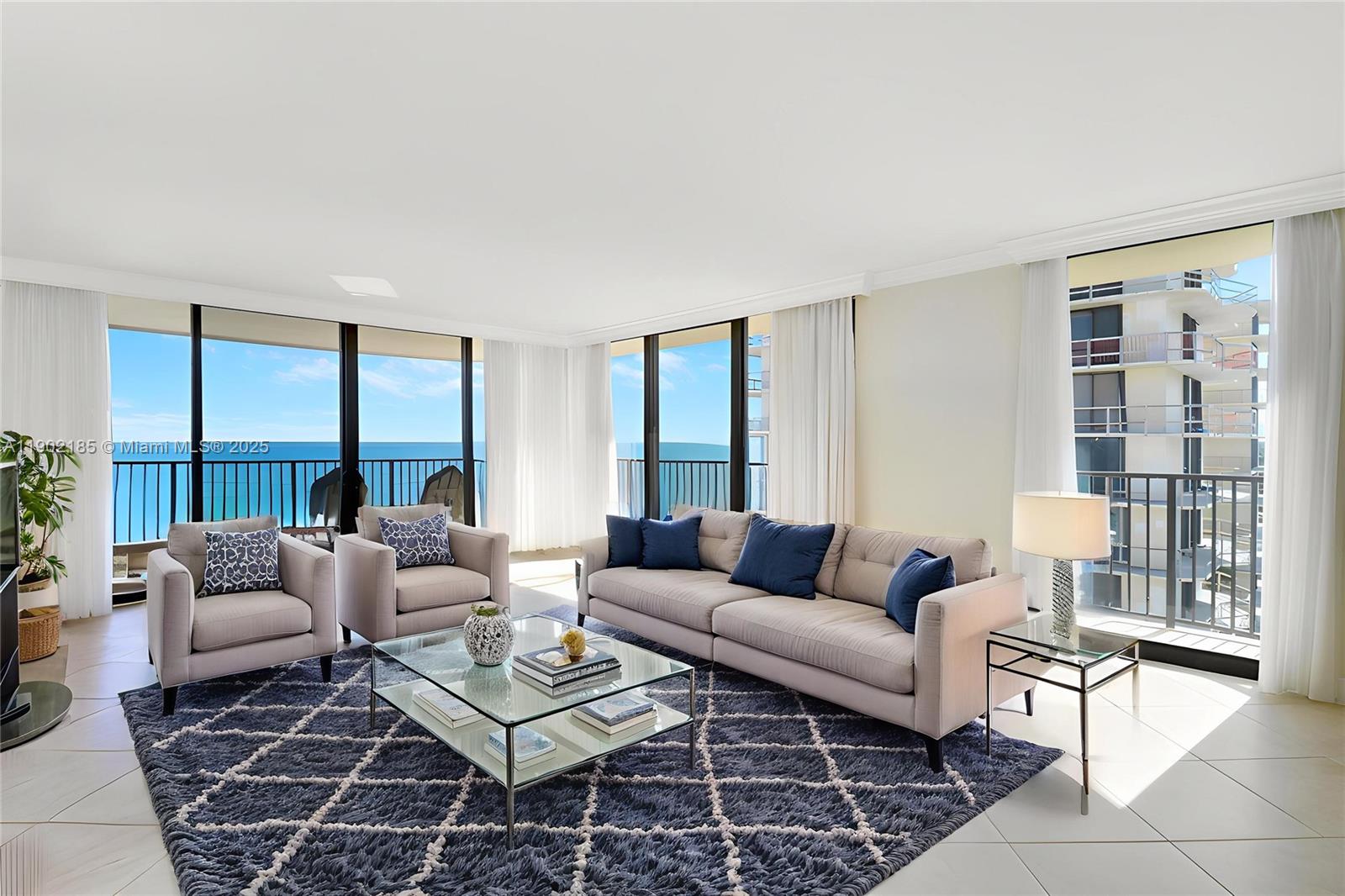 200 Beach Rd #703 Tequesta, FL 33469