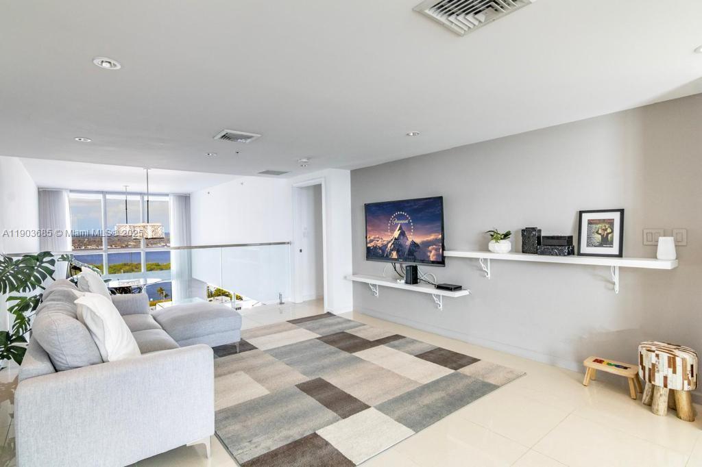 7928 East Dr #1604 North Bay Village, FL 33141